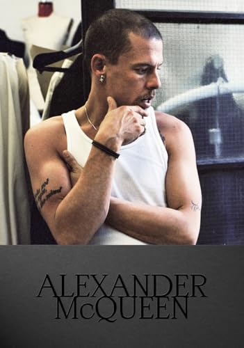 Alexander Mcqueen: Fashion Icon (Designer)