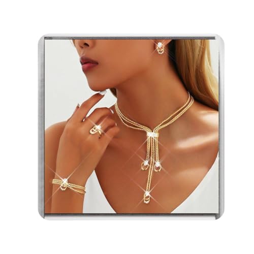 Ushiny Minimalistisch Schichten Schweine Nase Schmuck Set Gold Kreis Anhänger Choker Halskette Ohrringe Armband und Ring Set Strass Abendkleid Schmuckset für Damen