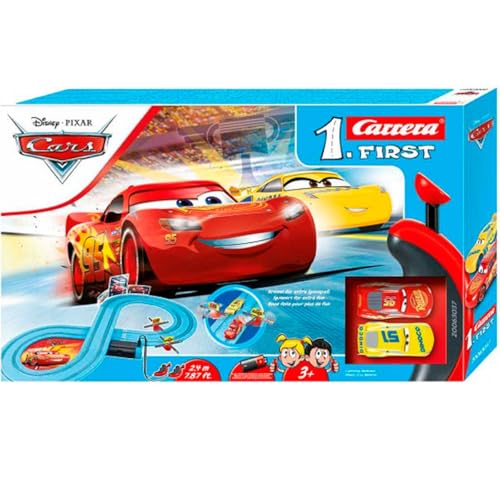 Carrera - 20063037 - Carrera First Disney Pixar Cars – Race of Friends Autorennbahn I 2,4m Rennstrecke I 2 ferngesteuerte Autos mit Lightning McQueen & Cruz Ramirez I Geschenke zu Ostern