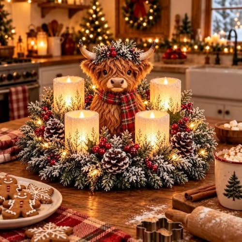 Beleuchtetes Weihnachtsdekoration Figur Hochlandrind Weihnachtsgesteck Weihnachtsbeleuchtung mit Tannenzweige Beeren Tannenzapfen Flammenlose Weihnachtskerzen Harz Weihnachts Tischdeko für Esstisch