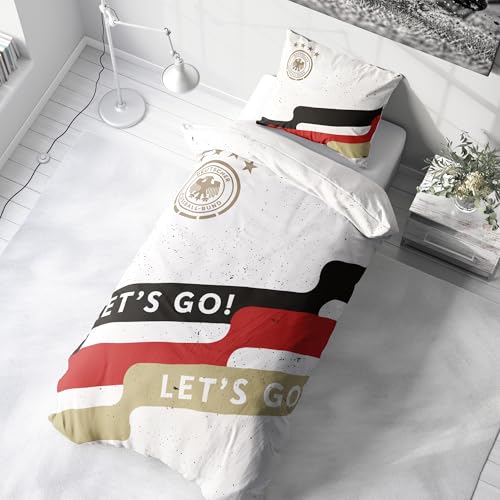 DFB Bettwäsche-Set Let's Go! – Offizieller Fanartikel der Deutschen Nationalmannschaft – Bettbezug (135x200 cm) mit 1 Kopfkissenbezug (80x80 cm) – Schwarz Rot Gold