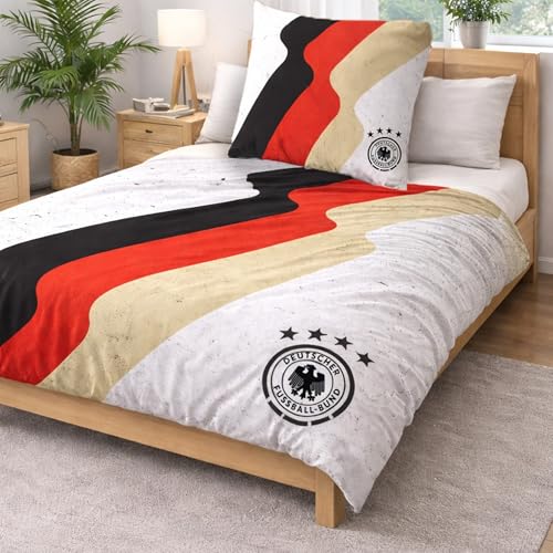 DFB Offizielle Bettwäsche, Set 2-teilig - 100% Baumwolle - 135x200 80x80 cm - Fußball Bettwäsche des Deutschen Fußball Bundes mit Streifen und Logo im Retro-Stil