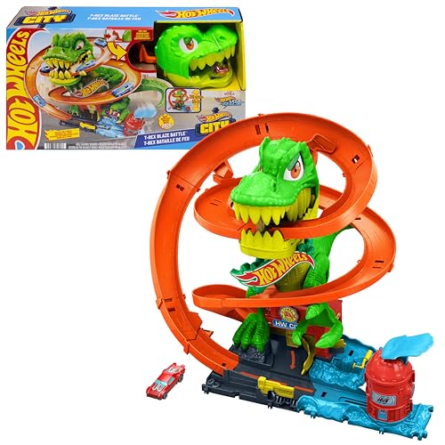 Hot Wheels Spielzeugauto Streckenset, City T-Rex-Feuerschlacht Spielset und 1 Die-Cast-Feuerwehrauto im Maßstab 1:64, über 45 cm groß, mehrere Rennausgänge, bewegliche Dinosaurieraugen, JBM73