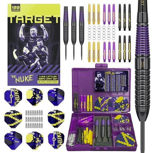 Target Darts Luke Littler Brass Dart Set 22g mit Fixed Steel Tip Points | Pro Grip Shafts & No.2 Pro Ultra Flights | 100-teiliges Profi Dart-Set & Zubehör Dartspieler