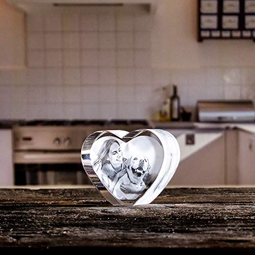 LOOXIS Personalisiertes 2D Laser-Foto vom eigenen Bild, in Glas-Herz gelasert – Geschenk-Idee zu Weihnachten, Geburtstag, Hochzeitstag, Frauen und Männer – M