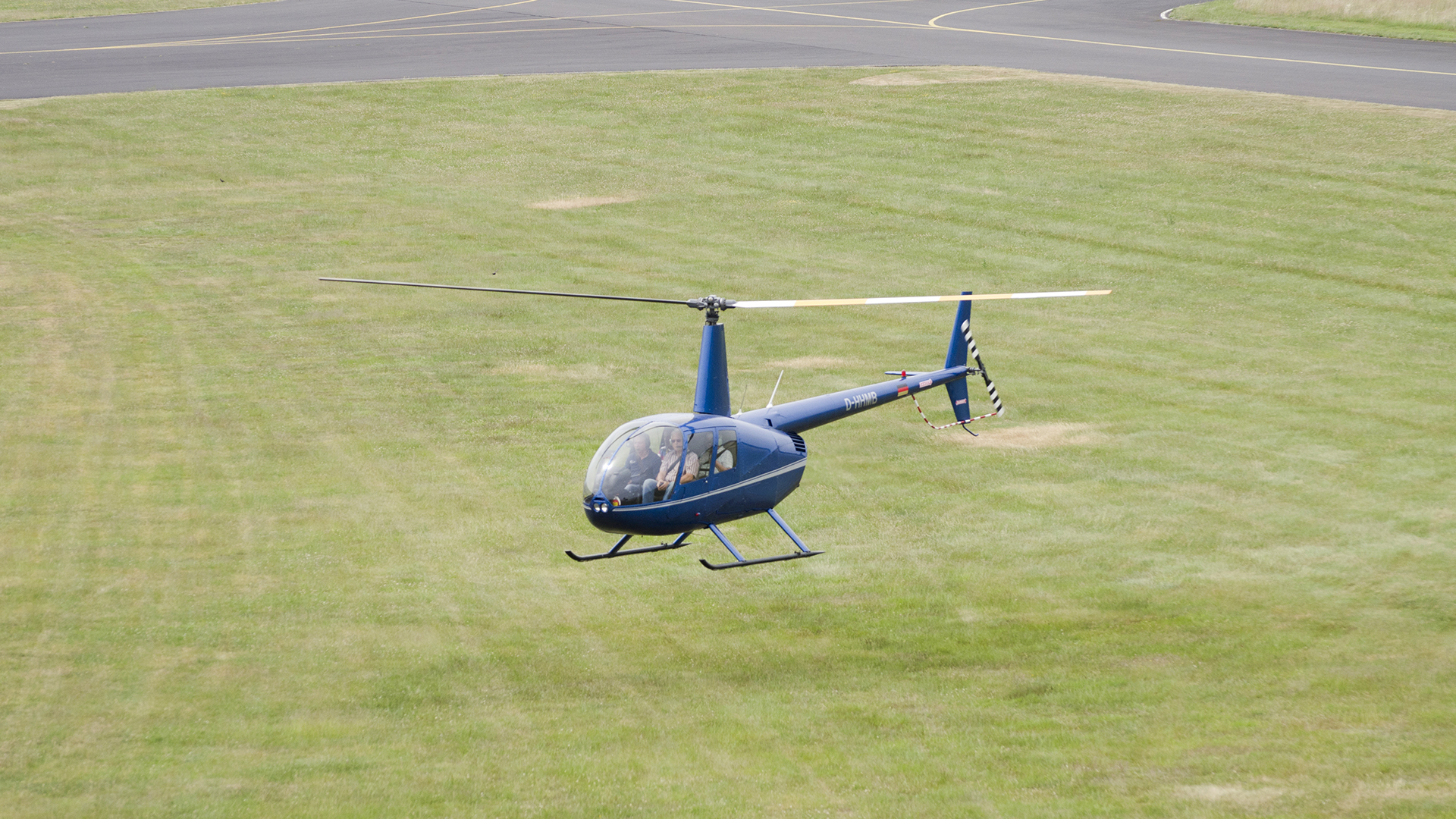 Hubschrauber selber fliegen Sankt Augustin (20 Min.)