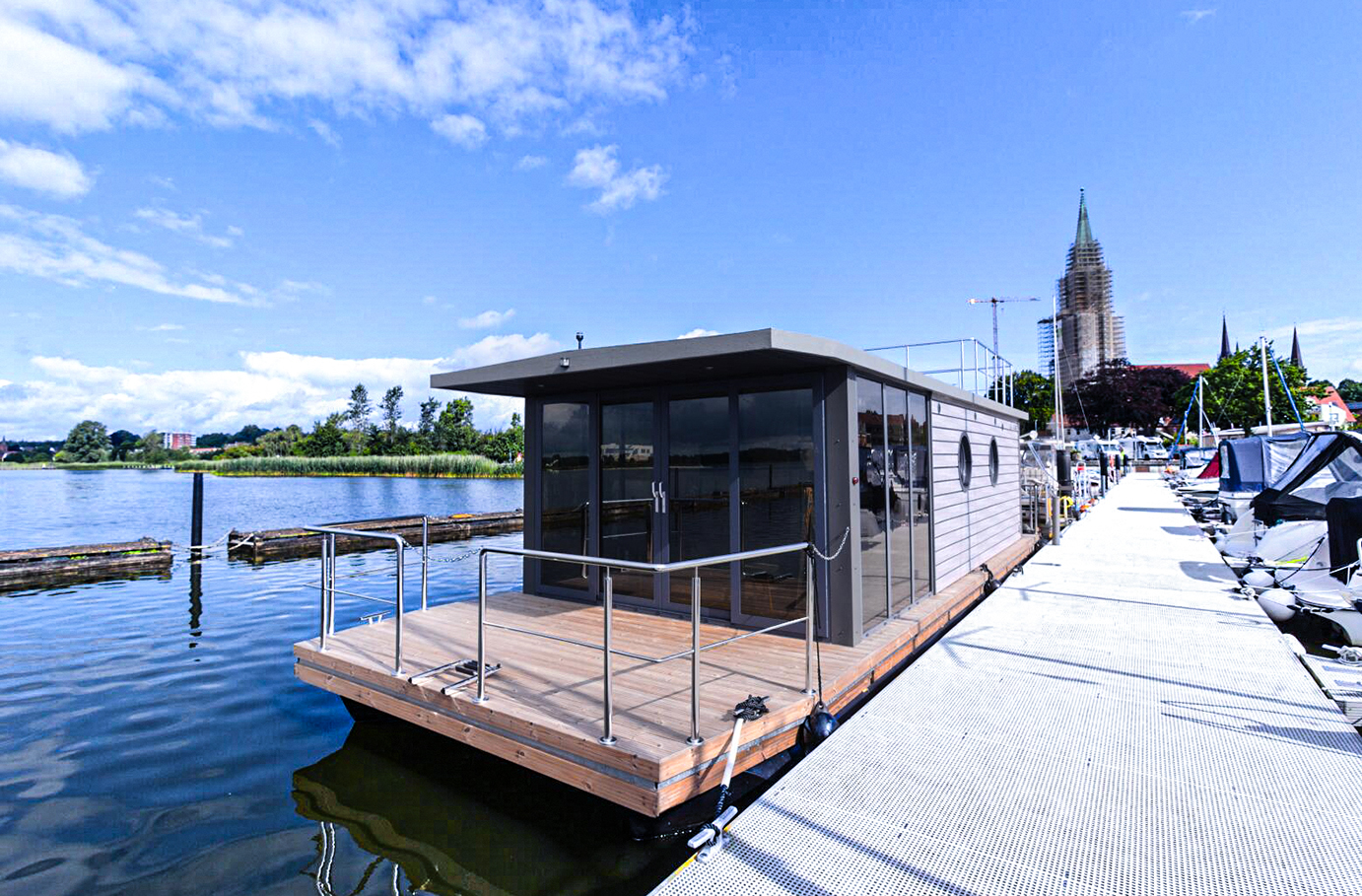 Hausboot mieten mit Sauna für 2 (3 Tage)