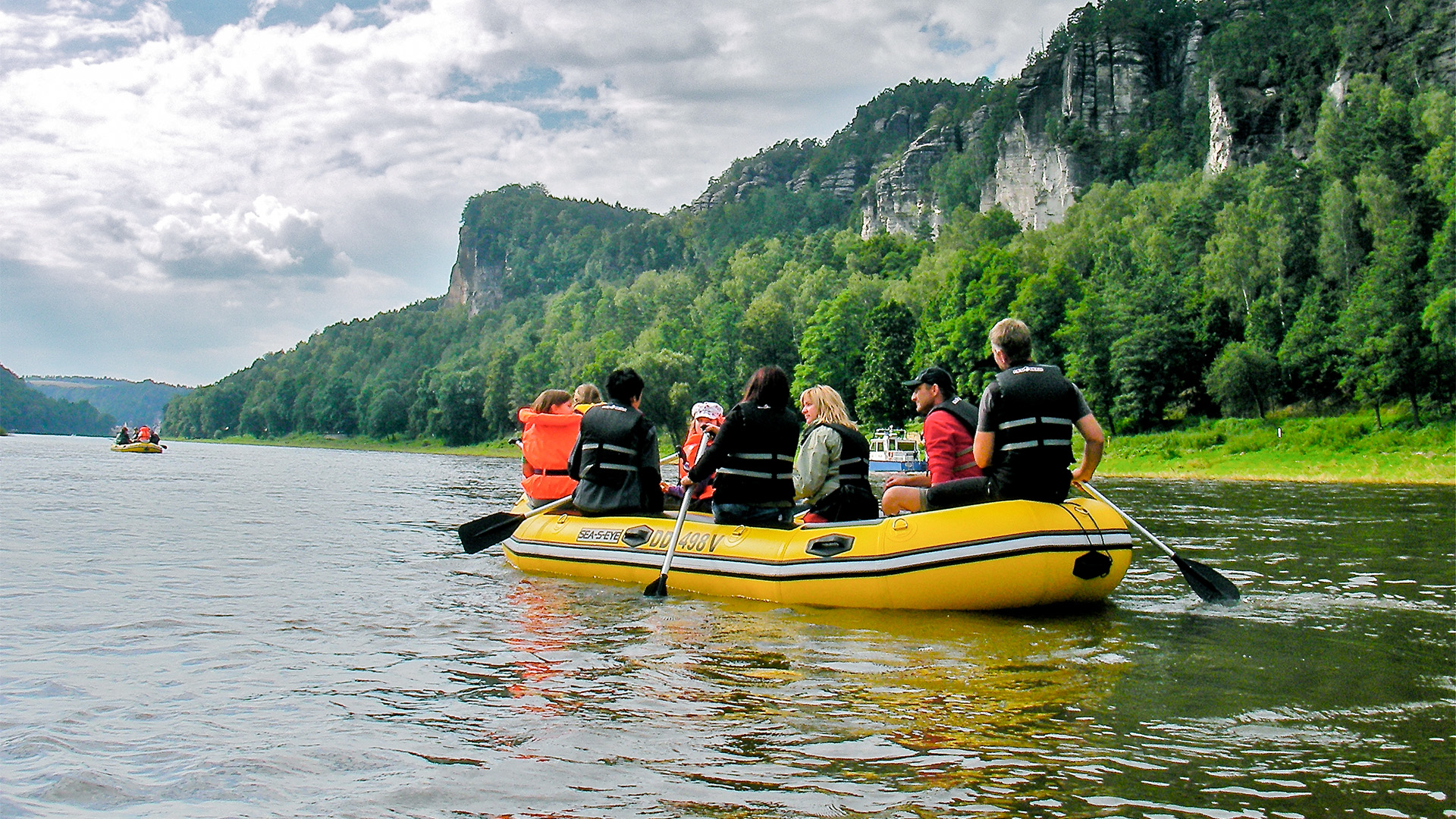 Schlauchboottour durch die Sächsische Schweiz