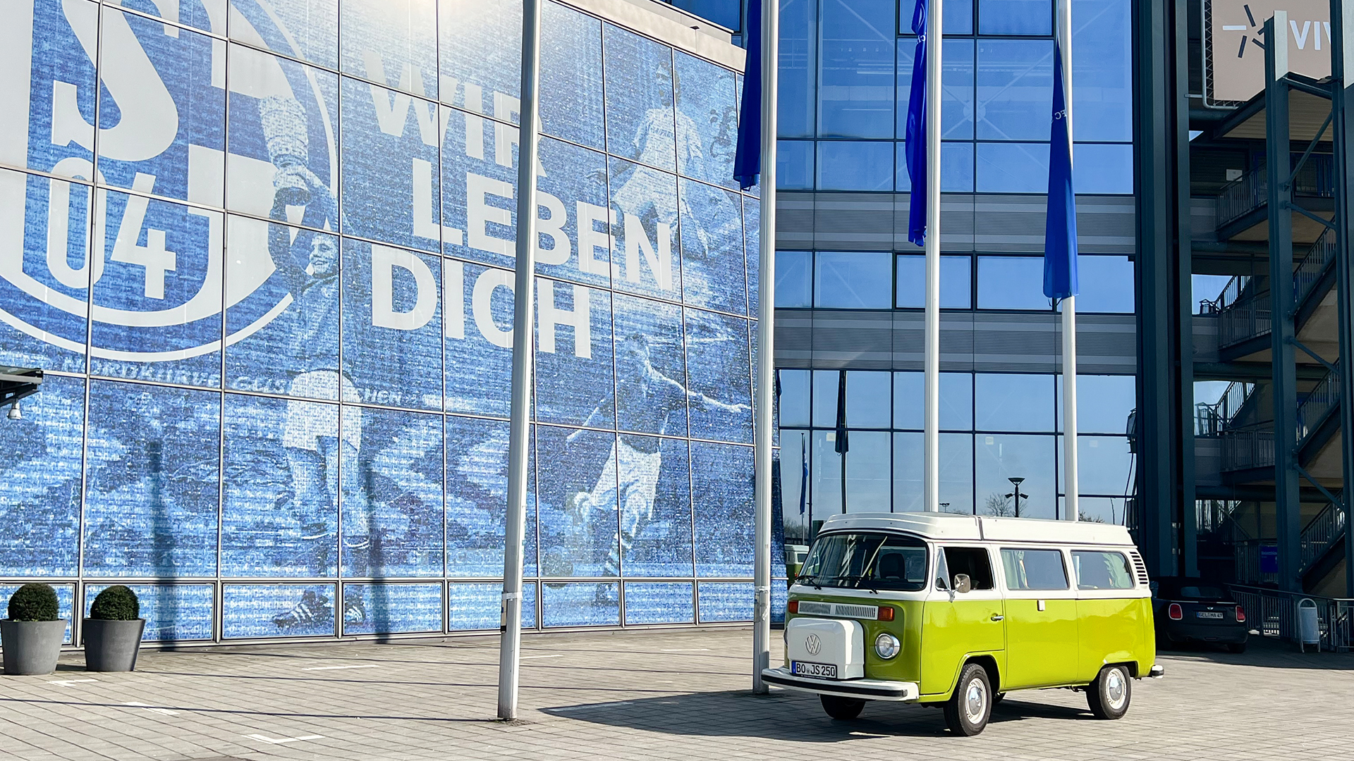 Nachtführung Schalke Arena mit VW Bulli Fahrt