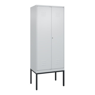 C+P Schwarz-Weiß-Spind Classic PLUS, Gestell, 2 Abteile, 2120x800x500mm, 7035/70 Front RAL 7035 Lichtgrau Verschluss Zylinderschloss