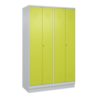 C+P Schwarz-Weiß-Spind Classic PLUS, Sockel, 4 Abteile, 1950x1200x500mm, 7035/00 Front 1108060 RDS Viridingrün Verschluss Zylinderschloss