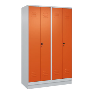 C+P Schwarz-Weiß-Spind Classic PLUS, Sockel, 4 Abteile, 1950x1200x500mm, 7035/20 Front RAL 2004 Reinorange Verschluss Sicherheits-Drehriegel