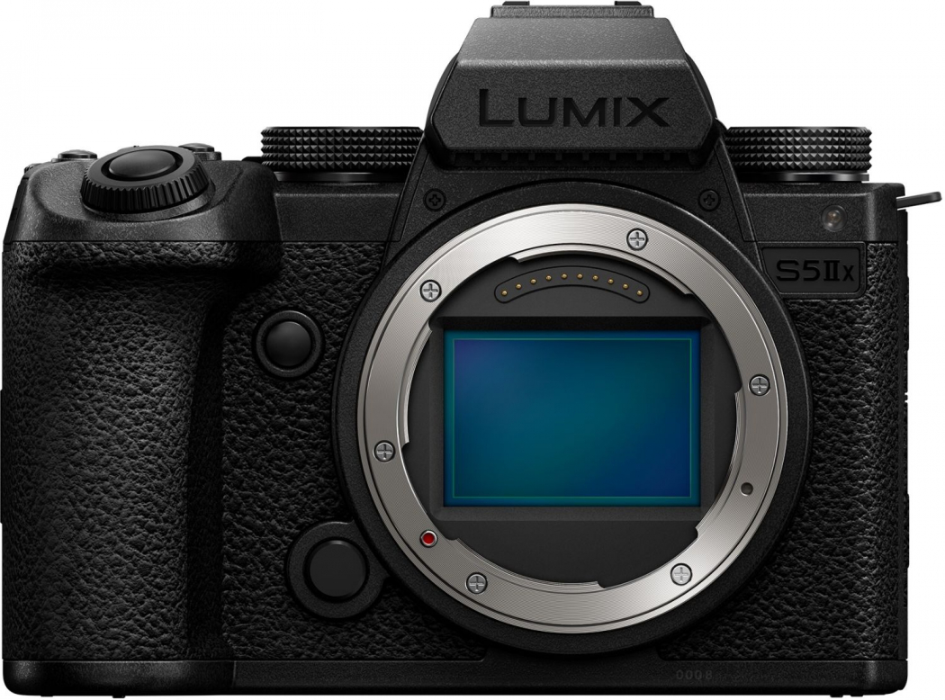 Panasonic DC-S5 II X + Lumix S 100mm f2,8 Makro - abzgl. 100,00€ Lumix S - Objektiv Herbst Aktion - abzgl. 100,00€ Lumix S WBW Herbst Aktion - abzgl. 600,00€ Lumix X-Mas Sofortrabatt Aktion