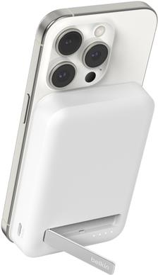 Belkin - Induktive Power Bank - magnetisch mit Qi2 - 8000 mAh - 15 Watt - Fast Charge (24 pin USB-C) - auf Kabel: USB-C - weiß (BPD007BTWH)
