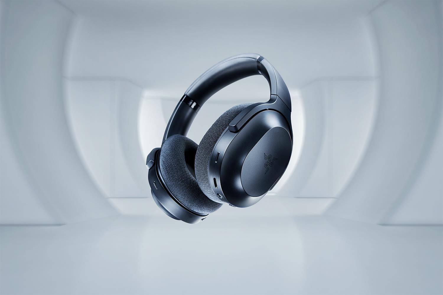 Razer Barracuda - Headset - ohrumschließend - Bluetooth / 2,4 GHz Funkfrequenz - kabellos - Geräuschisolierung (RZ04-03790100-R3M1)