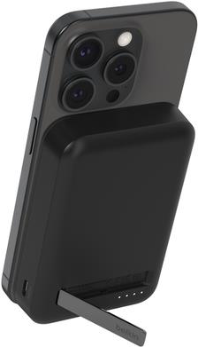 Belkin BoostCharge Pro - Induktive Power Bank - magnetisch mit Qi2 - 10000 mAh - 15 Watt - Fast Charge, PD - 2 Ausgabeanschlussstellen (magnetisch, 24 pin USB-C) - auf Kabel: USB-C - Schwarz - für Apple iPhone 12, 13, 14, 15 (BPD008BTBK)