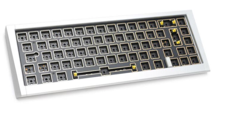 Ducky Outlaw 65 Gaming Tastatur Barebone - silber ANSI - Mechanische Gaming-Tastatur im SF-Format (65 %) - ANSI-Tastenlayout - Hot-Swap-fähig - mit RGB-Beleuchtung - Gehäuse aus Aluminium - Barebone: ohne Switches und Keycaps - Eigenbau erforderlich (PKOU