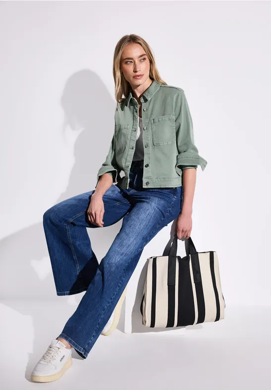 Jeansjacke mit Brusttaschen