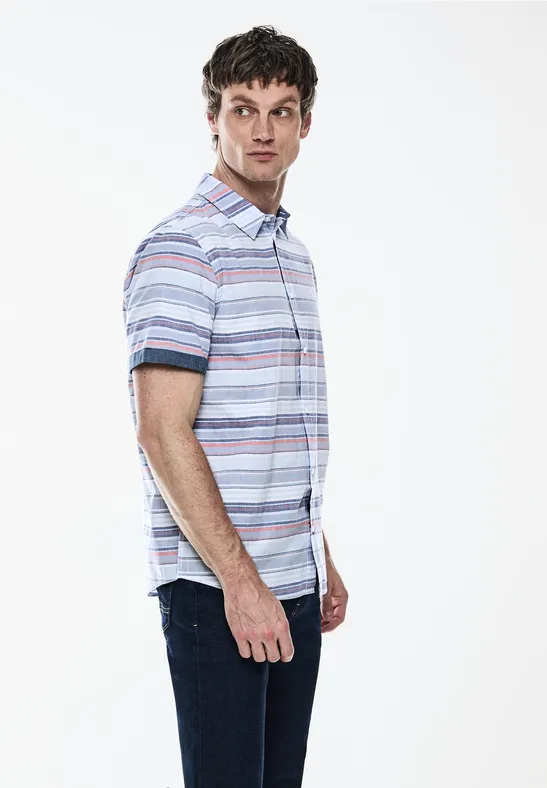 Hemd mit Quer-Streifen