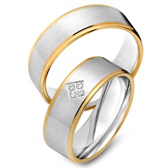 Eheringe 333er Gelb- Weissgold 4 Brillanten