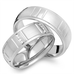 Eheringe 333er Weissgold 24 Diamanten