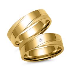 Eheringe aus Gold mit Diamant