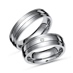 Eheringe Titan Trauringe Diamant Gravur