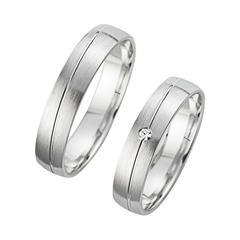 Eheringe mit Brillant Breite 4,5 mm