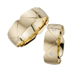 Eheringe Gelbgold mit Diamanten Breite 7 mm