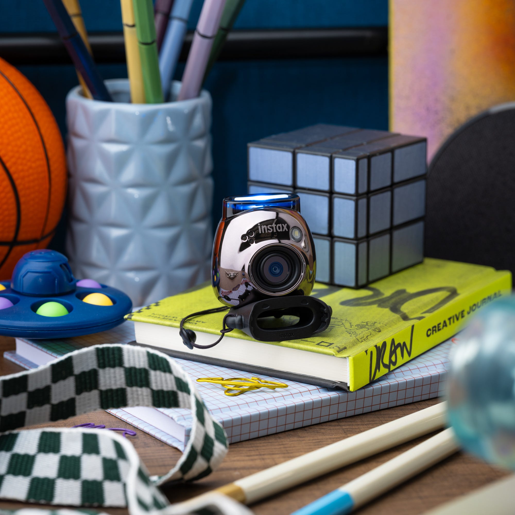 instax Pal - Gem Black