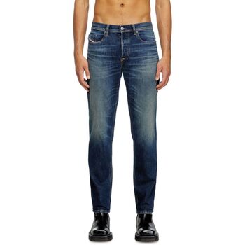 Diesel  Jeans 2023 D-FINITIVE 09M10-01