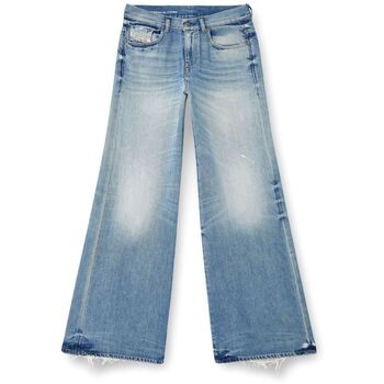 Diesel Straight Leg Jeans 1978 D-AKEMI 09M07-01