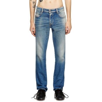Diesel  Straight Leg Jeans 1993 D-VYL 09M14-01