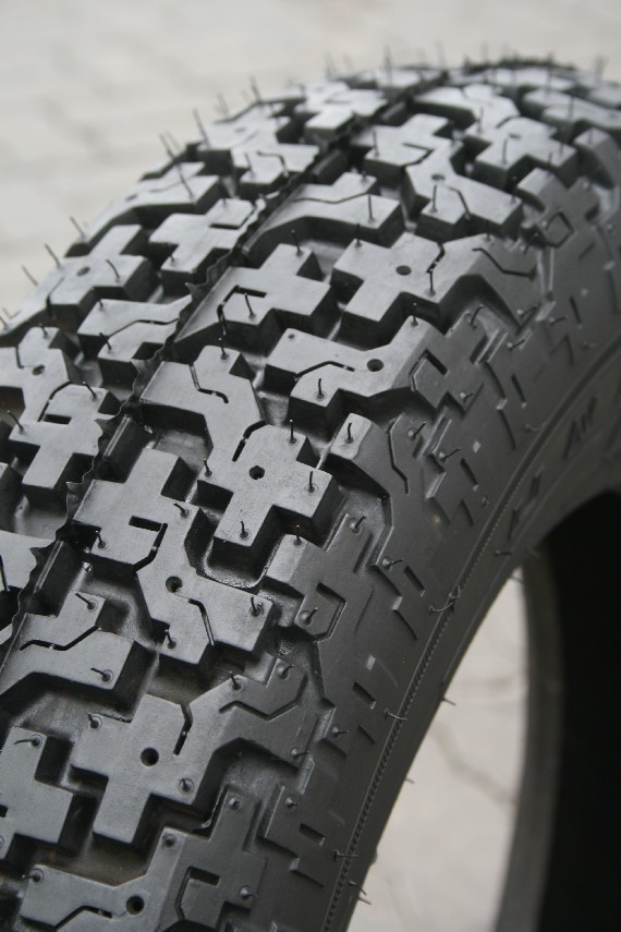 VV PLUS SPECIAL 125 R12 81 J