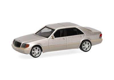 HERPA 030946-002 1:87 Mercedes-Benz 600 SEL V12 mit Brabus-Felgen, rauchsilber metallic