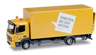 HERPA 929141 1:87 Mercedes-Benz Atego Koffer-LKW mit Hebebühne Leonhard Weiss