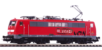 PIKO 71168 H0 Sound-E-Lok BR 111 mit Graffiti Sound, DB AG, Ep. VI