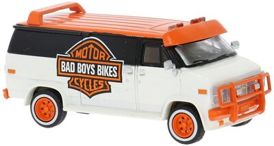 BREKINA 18260 1:87 Chevrolet C20 1983 Bad Boys Bikes