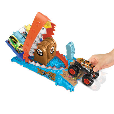 HOT WHEELS HTP17 Hot Wheels Monster Trucks Arena Smashers Entry Challenge - Tiger Shark Treasure Chomp Challenge