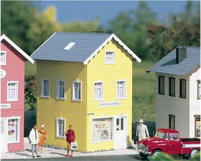 PIKO 62067 G Sonnen-Apotheke