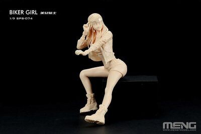 MENG MODEL SPS-074 1:9 Biker-Girl