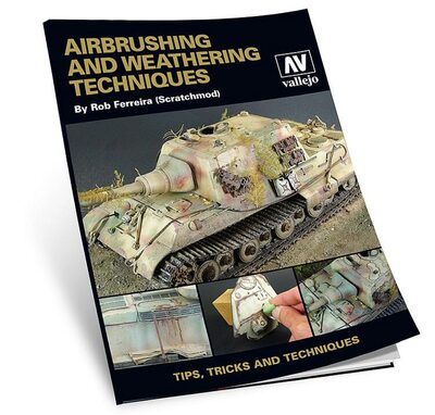 VALLEJO 075002 Buch: Airbrush and Weathering, Englisch
