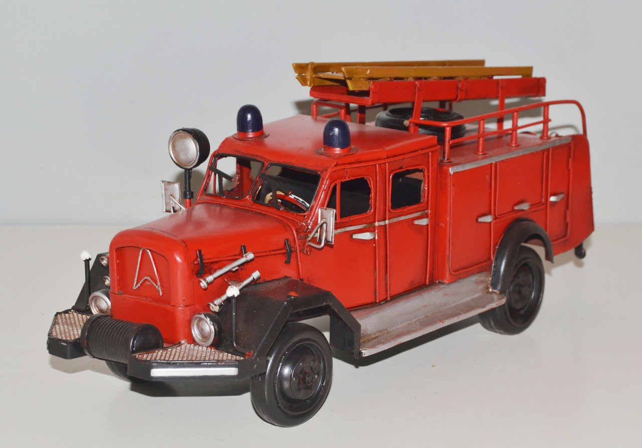Blechauto Nostalgie Modellauto Oldtimer Feuerwehr Automarke Magirus Deutz TLF 16 aus Blech L 33 cm
