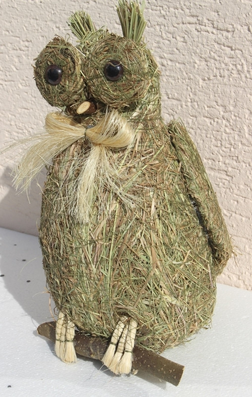 Deko Heu Figur Eule sitzend Heueule Höhe 30 cm Tierfigur aus Naturmaterial Heu zum Basteln Heudeko