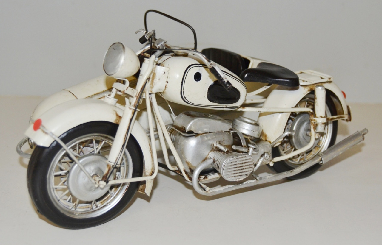 Blechmotorrad Nostalgie Modellauto Oldtimer Marke BMW Motorrad R 60 mit Beiwagen aus Blech L 26 cm