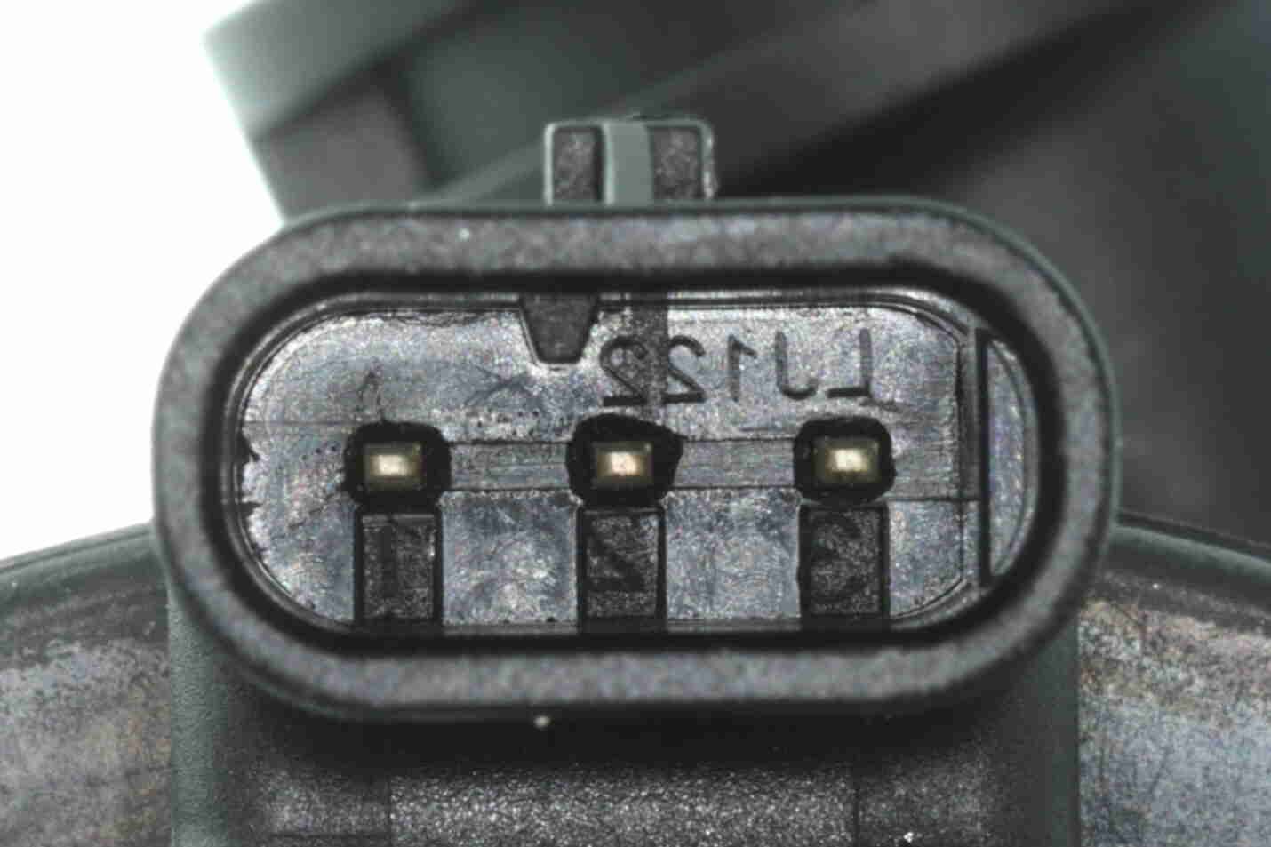 VEMO Zusatzwasserpumpe, Klimaanlage Zusatzwasserpumpe Antriebsbatterie V10-16-0053 Klimaanlage,Zusatzwasserpumpe,Zusatzwasserpumpe, rechts 12V für SKO