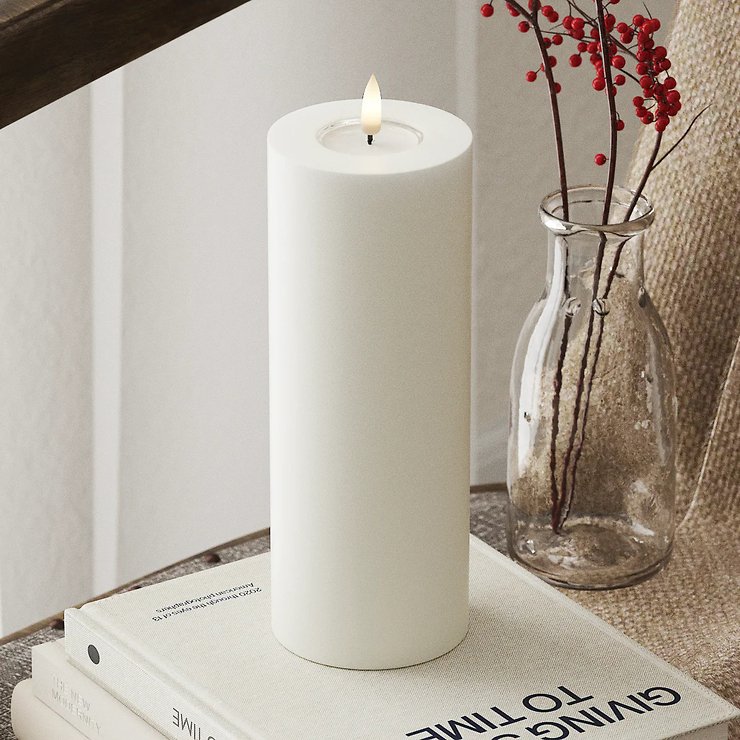 Deluxe Homeart LED Kerze Echtwachs fernbedienbar 7,5x20 cm weiß