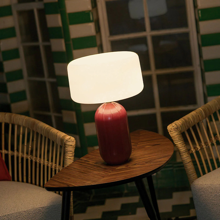 Newgarden Phoebe LED Tischlampe Solar und Akku 40 cm Bordeaux