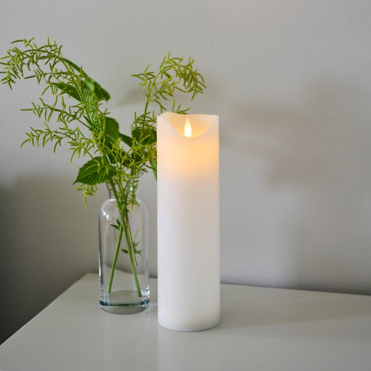 Sirius LED Kerze Sara 7,5 x 25 cm wiederaufladbar weiß