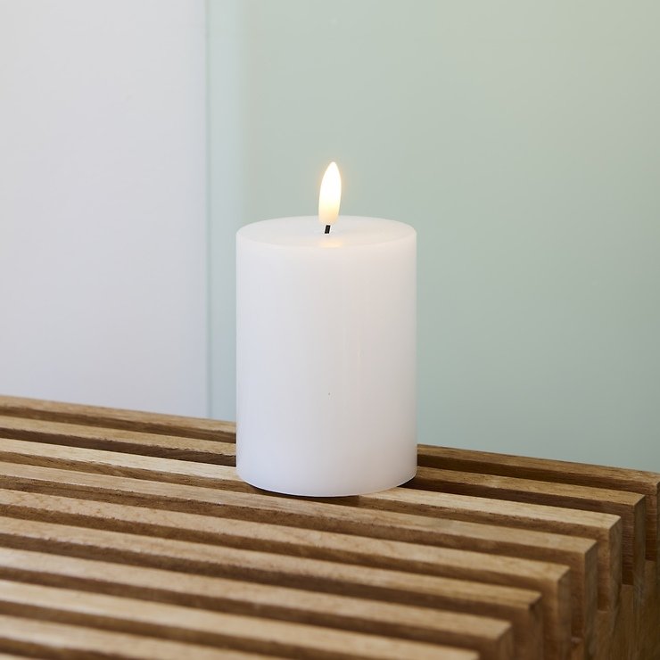 Sirius LED Kerze Sille 7,5 x 10 cm wiederaufladbar weiß